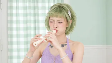 키프레임 6개로 잇는 하나의 장면 — 키프레임 2